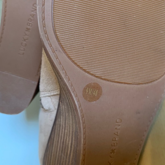 Lucky Brand LP-Zolinni Cow Split Suede Wedge Ankle Booties Size 9 - Picture 9 of 9